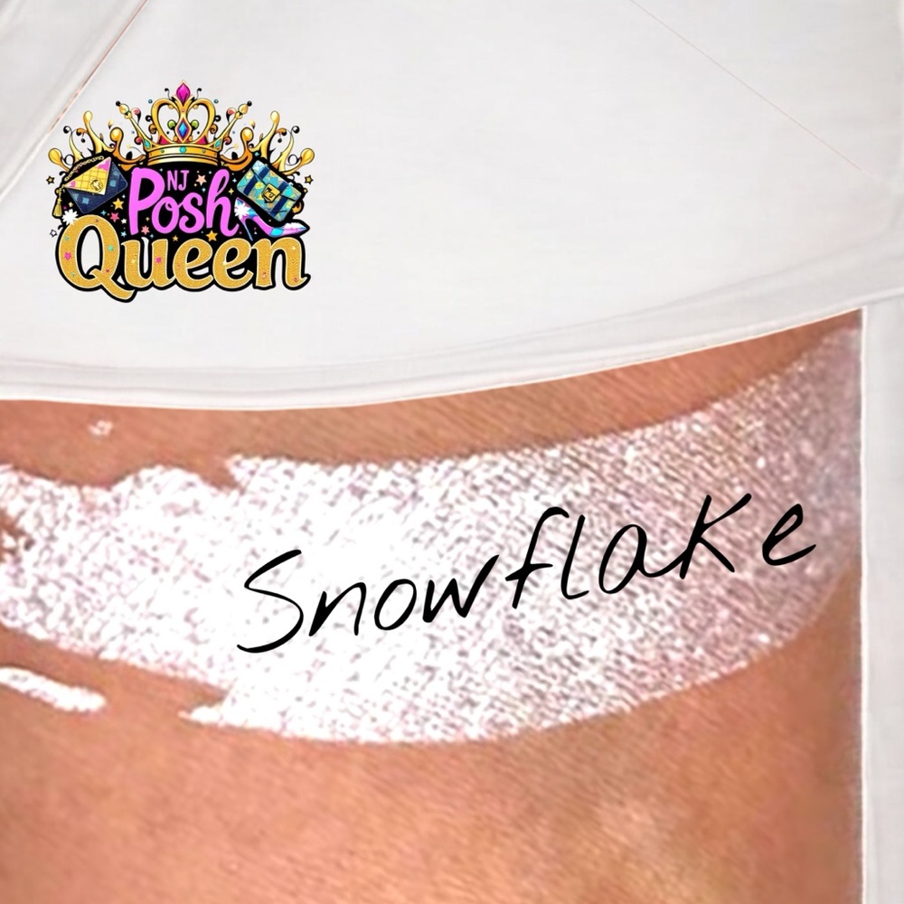 Anastasia Beverly Hills Loose Highlighter - Snowflake - Picture 7 of 10